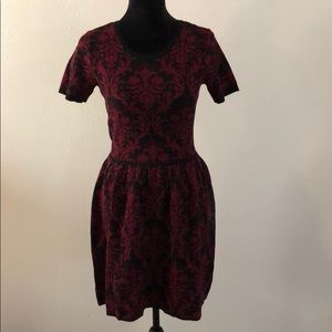 Romeo & Juliet Couture Red/Black Sweater Dress M
